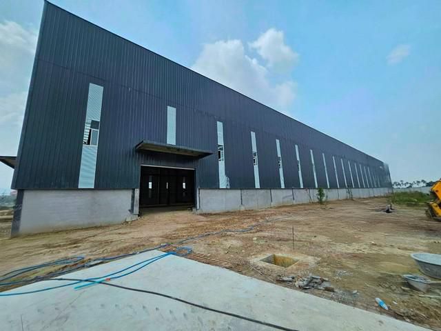 ให้เช่าโรงงานบ้านบึงชลบุรี  6000  ตรม