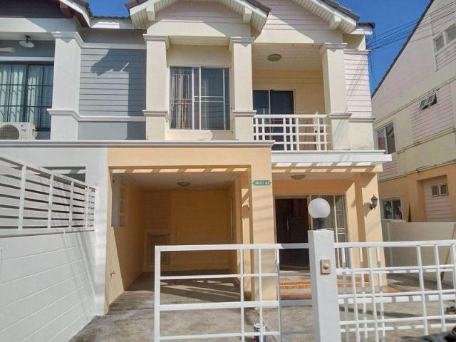 บ้านว่างให้เช่า ใกล้มหาวิทยาลัยเกษตรศาสตร์ ศรีราชา  รับเฉพาะนักศึกษาเท่านั้น