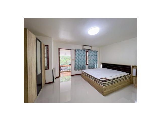 1-Bedroom Furnished Apartment on 2nd Floor Near Central Samui