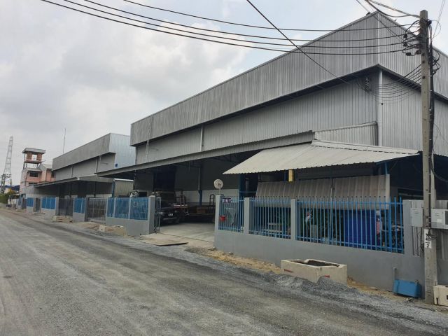 ขายโรงงาน บางนา กม 23 ใกล้นิคมบางพลี เทพารักษ์ บางพลี บางเสาธง พร้อม รง พร้อมเครน พื้นที่ขนาด 1,000 ตารางเมตร