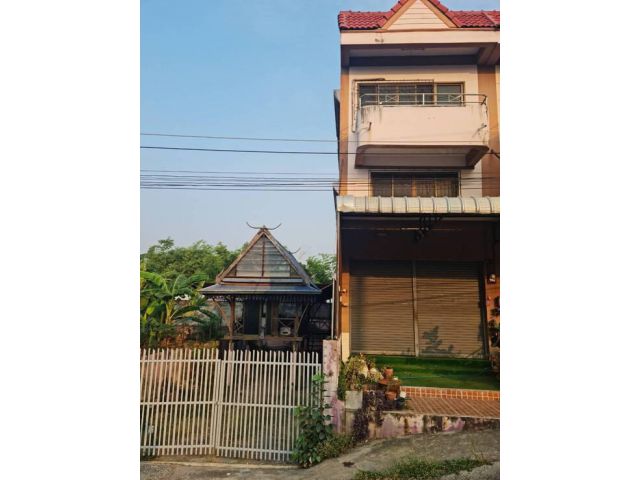 ขายและให้เช่า อาคารพาณิชย์พาณิชย์ พร้อมที่ดินเปล่า เมืองนครสวรรค์ โทร 0873154202