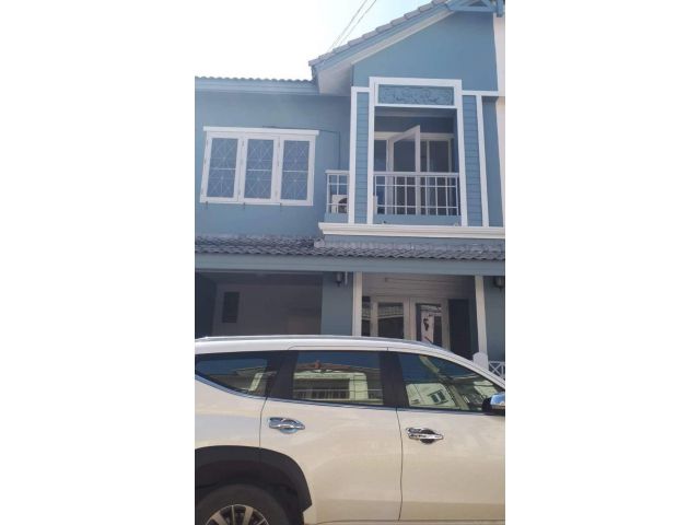 ขายบ้าน 2 ชั้น หมู่บ้านฟ้าปิยรมย์ เฟส5 เรือนพนา คลอง6ลำลูกกา ใกล้สำนักงานที่ดินลำลูกกา