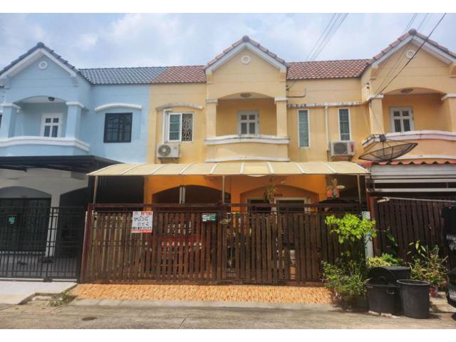 ขายทาวน์เฮ้าส์ หมู่บ้านบัวทองธานี 9 เนื้อที่ 21.5 ตร.ว. แต่งสวย พร้อมอยู่