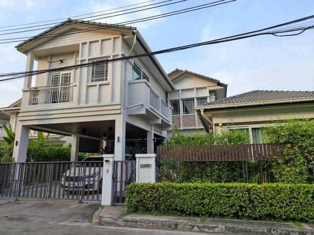 PB5289 ให้เช่าบ้านเดี่ยว หมู่บ้านมัณฑนา กรุงเทพกรีฑาซอย7 บรรยากาศเงียบสงบ มีความเป็นส่วนตัวมาก