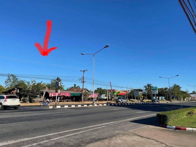 ที่ดิน 3 ไร่ ตรงข้าม ปตท.อ.ม่วงสามสิบ ด้านข้างติดโลตัส