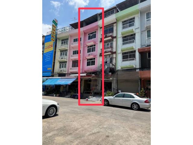 ขายตึกแถว-อาคารพาณิชย์ 4.5 ชั้น ซอยสุขุมวิท101/2 ถนนสุขุมวิท