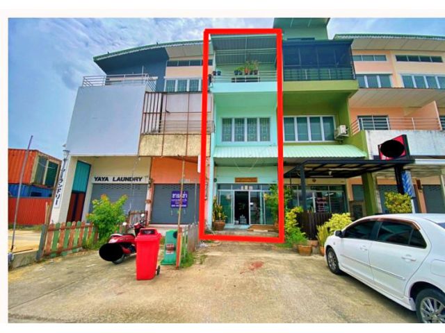 ด่วน! อาคารพาณิชย์ 3.5 ชั้น ทำเลทองต้นซอยบางบัวทอง ใกล้ถนนใหญ่-สถานีรถไฟฟ้า ราคาพิเศษเพียง 4.6 ล้าน!