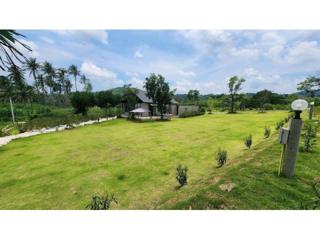 ขายที่ดินพร้อมบ้านสวนวิวภูเขา"Moment Camp" 4-2-89 ไร่ วิวสวยมาก ศรีราชา ชลบุรี
