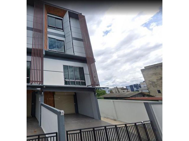 ให้เช่าโฮมออฟฟิศ 4ชั้น ตึกใหม่ พร้อมเข้าอยู่ ใจกลางเมือง
