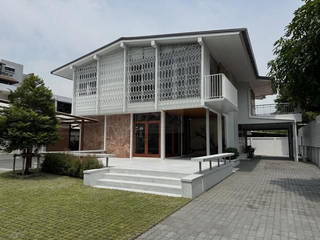 ให้เช่าบ้านเดี่ยว 143 ตรว. ซอยปรีดีพนมยงค์ 25 พร้อมเข้าอยู่ทันที