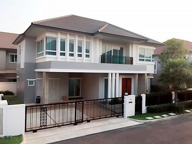 ให้เช่าบ้านเดี่ยว แกรนด์ บางกอก บูเลอวาร์ด พระราม 9-ศรีนครินทร์