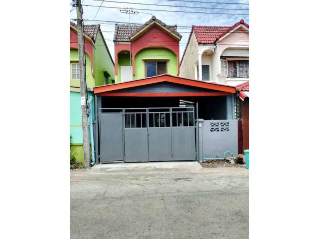 ถูกมาก หมู่บ้านเธียรทอง2 พื้นที่ 20 ตรว. 2 นอน 2น้ำ ถนนประชาสำราญ.