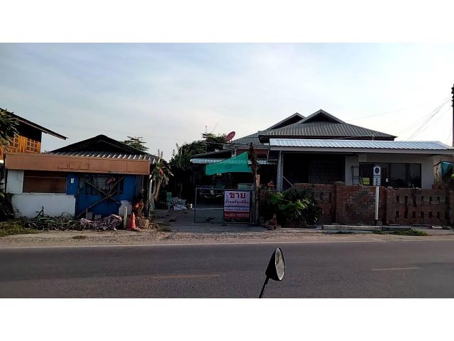 ขายด่วนที่ดินพร้อมบ้านติดถนนสายหลัก ท่ารั้ว ดอยสะเก็ด สันปูเลย ถนนวงแหวนรอบ3