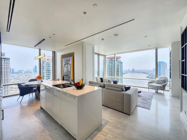 Four Seasons Private Residences - BTS Saphan Taksin
