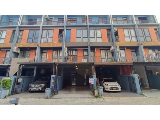 ให้เช่าทาวน์โฮม 3.5 ชั้น ม.Haus 35 แจ้งวัฒนะ