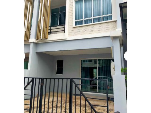 ให้เช่าทาวน์โฮม3 ชั้น แพลนท์ซิตี้ แจ้งวัฒนะ ปากเกร็ด ย่าน เมืองทอ