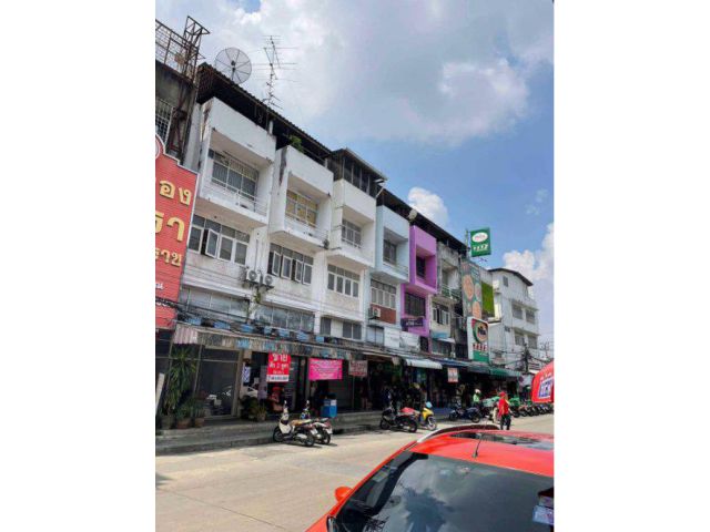 ขายตึก 4.5 ชั้น 33 ตรว. ซอยอ่อนนุช 70/1 แขวงประเวศ เขตพระโขนง กรุงเทพมหานคร