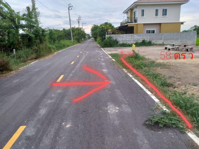 ■□■□■□■ที่ดินใกล้ถนนไทรน้อย 58 ตร.ว ถมแล้ว พร้อมปลูกสร้าง■□■□■□■