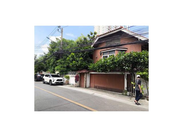 บ้านเดี่ยวเนื้อที่ 446 ตรว. ใจกลางเมือง เหมาะสำหรับลงทุน