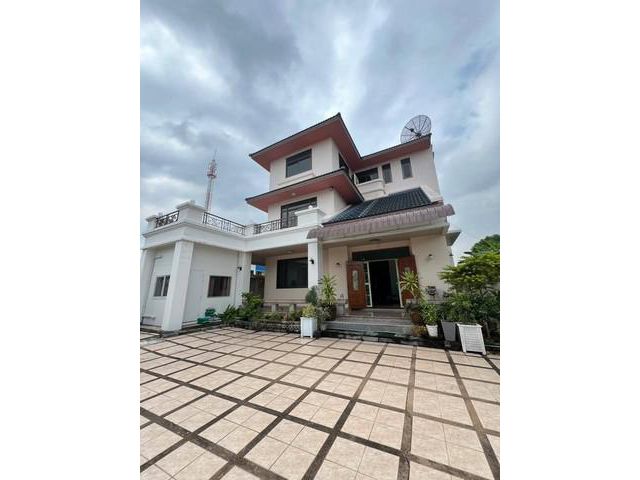 ให้เช่าบ้านเดี่ยว หลังใหญ่ ซอยลาดพร้าว 93 เหมาะทำออฟฟิศ อยู่อาศัย