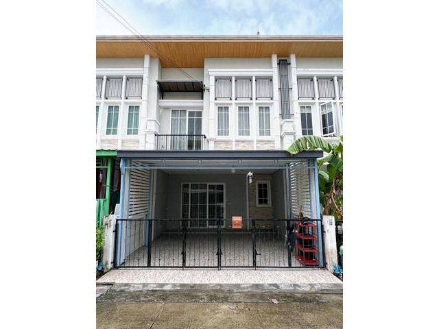ขายทาวน์โฮม โกลเด้น ซิตี้ ปิ่นเกล้า-จรัญสนิทวงศ์ 21.2 ตร.ว รีโนเว