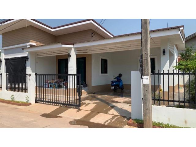 ให้เช่าบ้านเดี่ยวชั้นเดียว มี 2 ห้องนอน 2 ห้องน้ำ อ.เมือง จ.พิษณุโลก โทร 0964309365