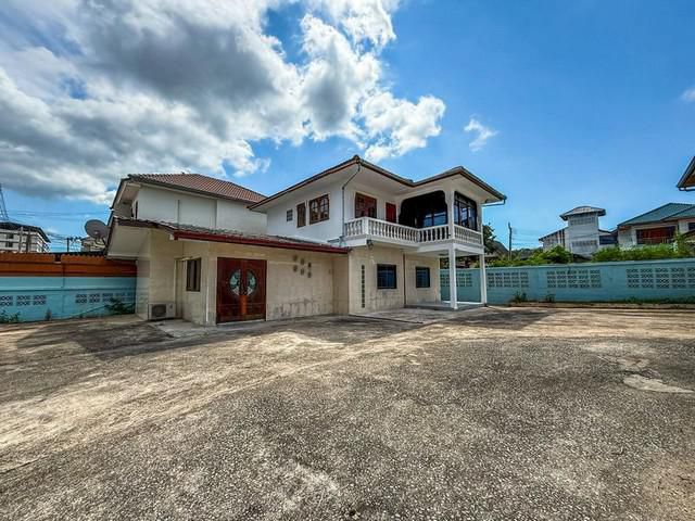 ขายบ้านนอกโครงการ บ้านเดี่ยวพร้อมที่ดิน ซ.วัดวังหิน ศรีราชา
