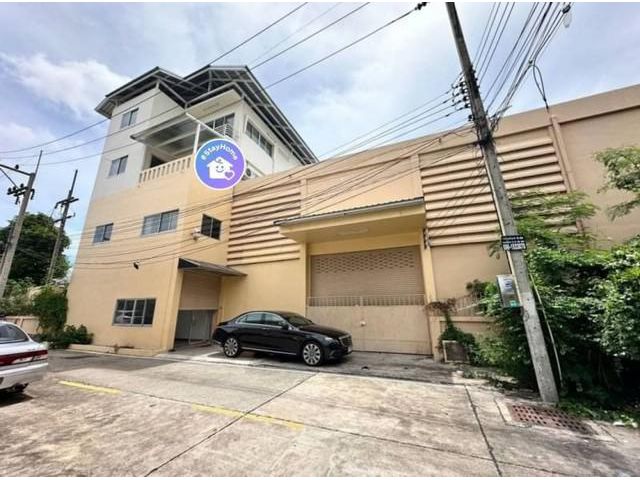 ขายสำนักงาน+โกดัง เลียบทางรถไฟ สุขุมวิท-พัทยา 53/1