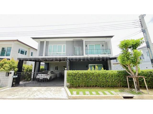 บ้านเดี่ยว เซนโทร สาทร - กัลปพฤกษ์ บางแค หลังมุม พร้อมอยู่