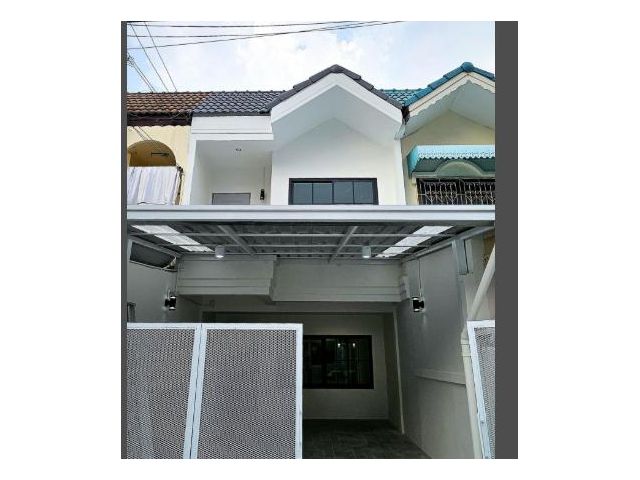 ขายทาวน์โฮม  ลาดปลาเค้า83 ใกล้เซ็นทรัลรามอินทรา