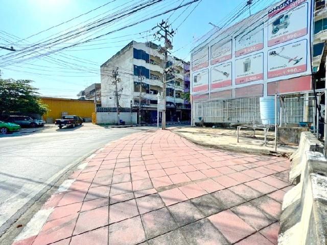 ขาย-เช่าอาคารพาณิชย์บางพลัด 2 คูหา MRT บางยี่ขัน 1.8 กม.ห้องมุม