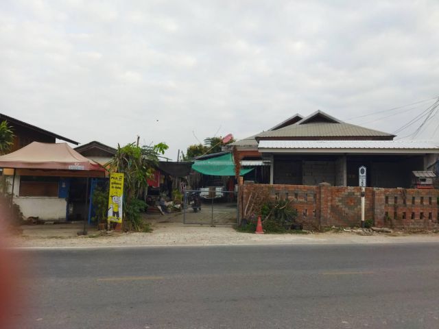 ต่อราคากับเจ้าของได้ บ้านพร้อมที่ดิน เข้าเมืองสะดวก ใกล้เมือง 5 นาทีถึงเซนเฟส