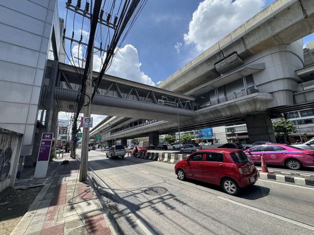 ขายที่ 102 ตรว.รัตนาธิเบศร์ 12ห่างรถไฟฟ้าสีม่วง สถานี ศูนย์ราชการ นนทบุรี 65 เมตร