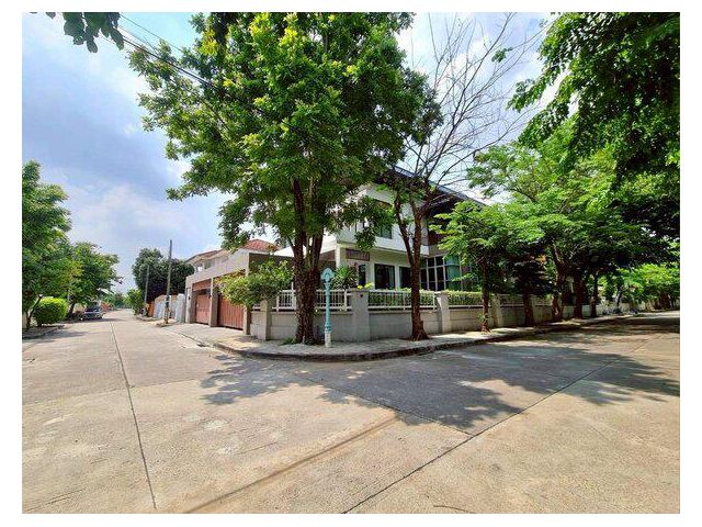 ขายบ้านเดี่ยว หลังมุม นันทวัน ศรีนครินทร์ ถนนศรีนครินทร์ ต.บางเมือง อ.เมืองสมุทรปราการ จ.สมุทรปราการ