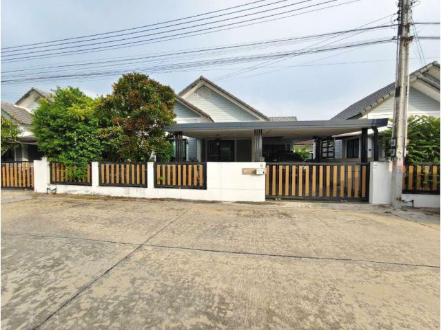 ขาย/ให้เช่า บ้านเดี่ยว ชั้นเดียว 58 ตรว. หมู่บ้านนาราวิล (Naraville) ทำเลดี ใกล้นิคมอมตะนคร พานทอง ชลบุรี