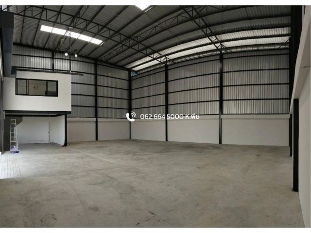ให้เช่า โกดังพร้อมสำนักงาน 300 ตร.ม. ใกล้โรบินสันลาดกระบัง ประเวศ ใกล้มอเตอร์เวย์ ใกล้สุวรรณภูมิ