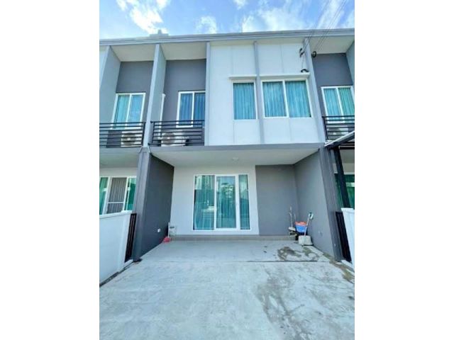 ให้เช่าทาวน์โฮม 2 ชั้น 20 ตร.วา.MRT บางชัน 800 ม. 3นอน