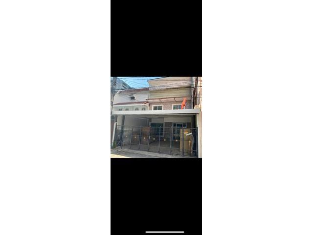 ให้เช่าบ้านทำเลทองใจกลางเมือง ต้นซอยรามคำแหง 24 ตรงข้ามแยกถาวรธวั