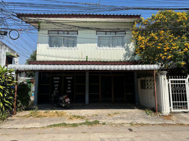 ขายบ้านเดี่ยว 2 ชั้น พร้อมผู้เช่า พิกัด : ใกล้บิ๊กซีโคราช เพียง 4 นาที