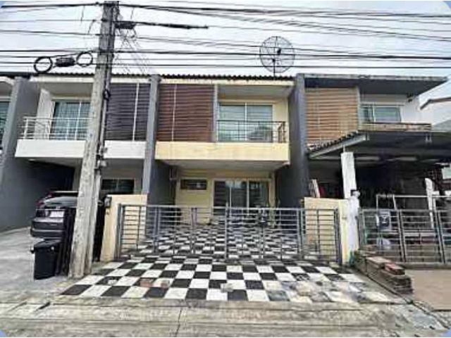 ขายเดอะทรัสต์ทาวน์ ราชพฤกษ์-รัตนาธิเบศร์   Hot deal  เราขายเพียง 2.35 ล้าน