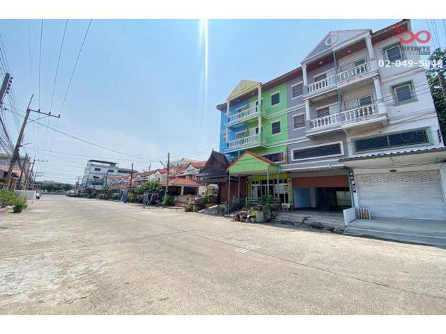 ขายอาคารพาณิชย์ 4 ชั้น 18.3 ตารางวา รุ่งเรืองเฮาส์ 1 ซอยไสวประชาราษฎร์