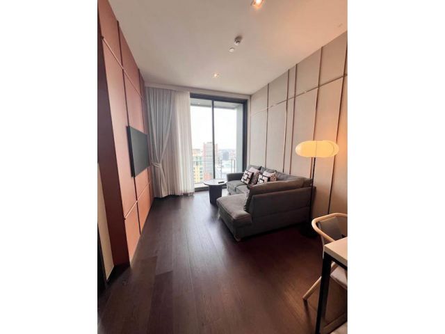 Laviq 57 spacious clean