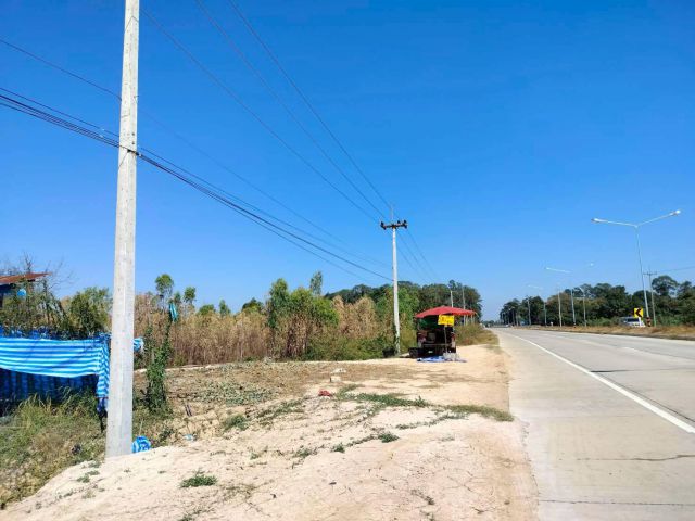 ขายที่ดิน 4-0-80 ไร่ ติดถนนหมายเลข 2083 ใกล้วิทยาลัยเกษตรและเทคโนโลยียโสธร