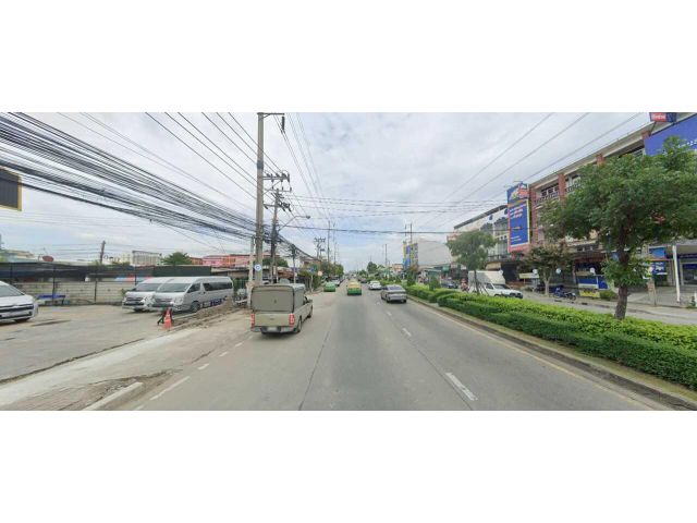 ขาย ที่ดิน โซนลาดกระบัง แปลงสวย เหมาะสำหรับทำโครงการหมู่บ้าน , คอนโด lowrise เนื้อที่ 12 ไร่กว่า