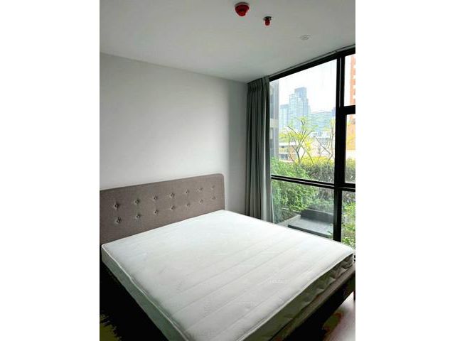 Rhythm Ekamai safe 8th floor