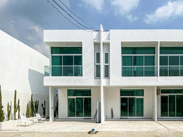 ให้เช่าทาวน์โฮม สไตล์ Modern Minimal  AREN BANGNA บางนา กม.8