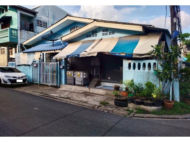 ขายกิจการห้องเช่า ถนนเสรีไทย ซอย 9 เนื้อที่ 78 ตร.ว. 10 ห้องนอน 10 ห้องน้ำ