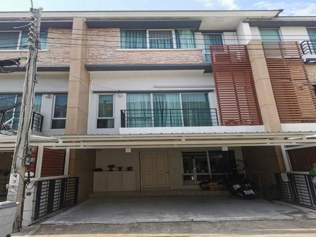 PB5327 ให้เช่าทาวน์โฮม 3ชั้น โครงการ ทาวน์พลัส เกษตร – นวมินทร์ ถนนคลองลำเจียก เขตบึงกุ่ม ใกล้ บุญถาวรเกษตรนวมินทร์