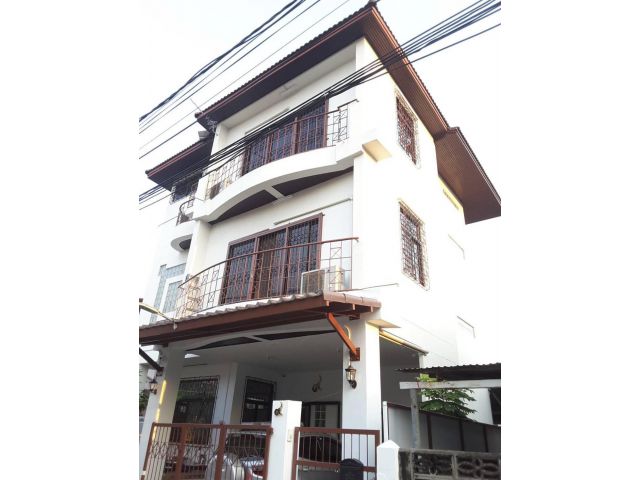 ขายบ้านเดี่ยวสุขุมวิท 101/1 วชิรธรรมสาธิต 14 บ้านเดี่ยว 3 ชั้น บ้านสวยพร้อมอยู่ ใกล้ BTS ปุณณวิถี อุดมสุข 700 ม. ถึงถนนส