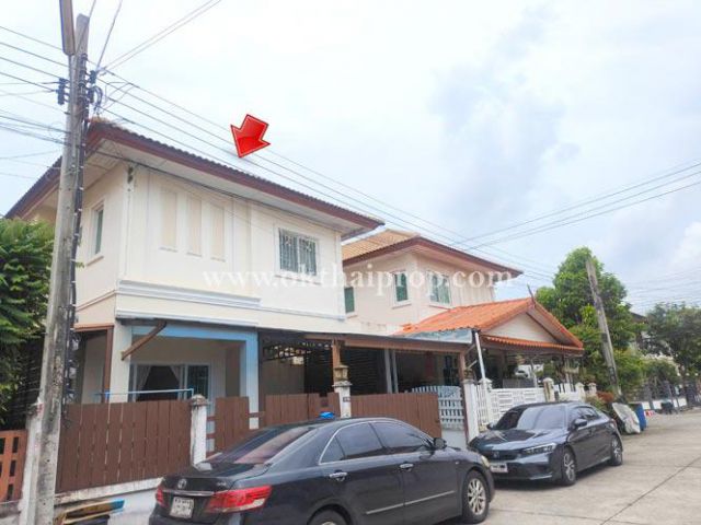 บ้านแฝด หมู่บ้านบางกอกการ์เด้นท์ ปิ่นเกล้า-วงแหวน ซอยวัดส้มเกลี้ยง นนทบุรี